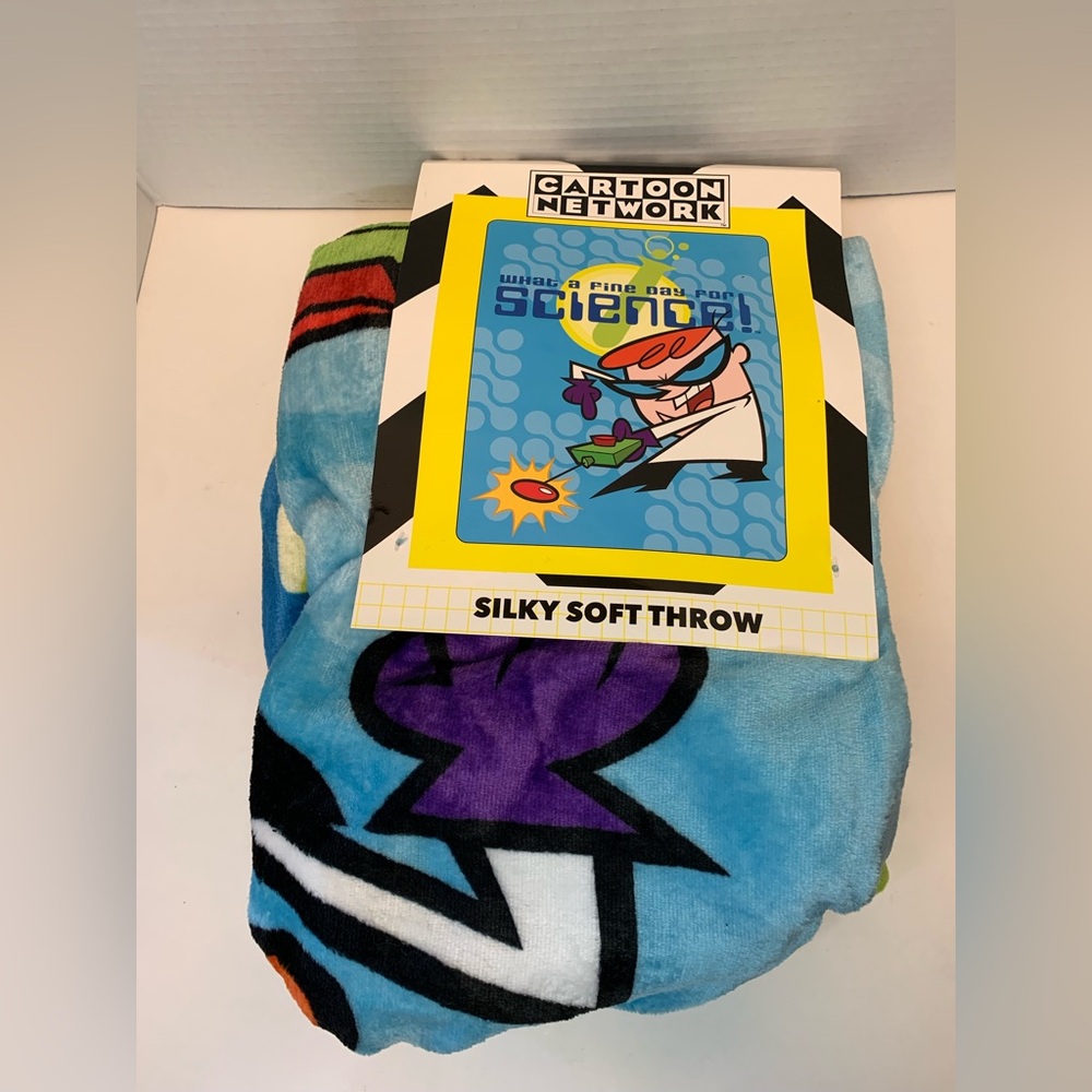 Dexter’s Laboratory Throw